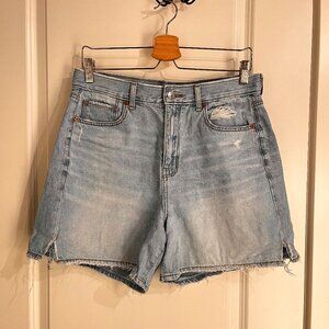 Highest Rise Baggy Shorts - Light Denim - American Eagle